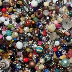 12$/1 lb of misc glass or plastic beads for crafting and jewelry making